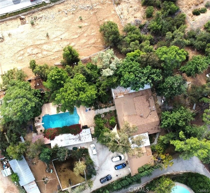 Image 23 of property listing at 9522 La Canada, Sunland, CA 91040