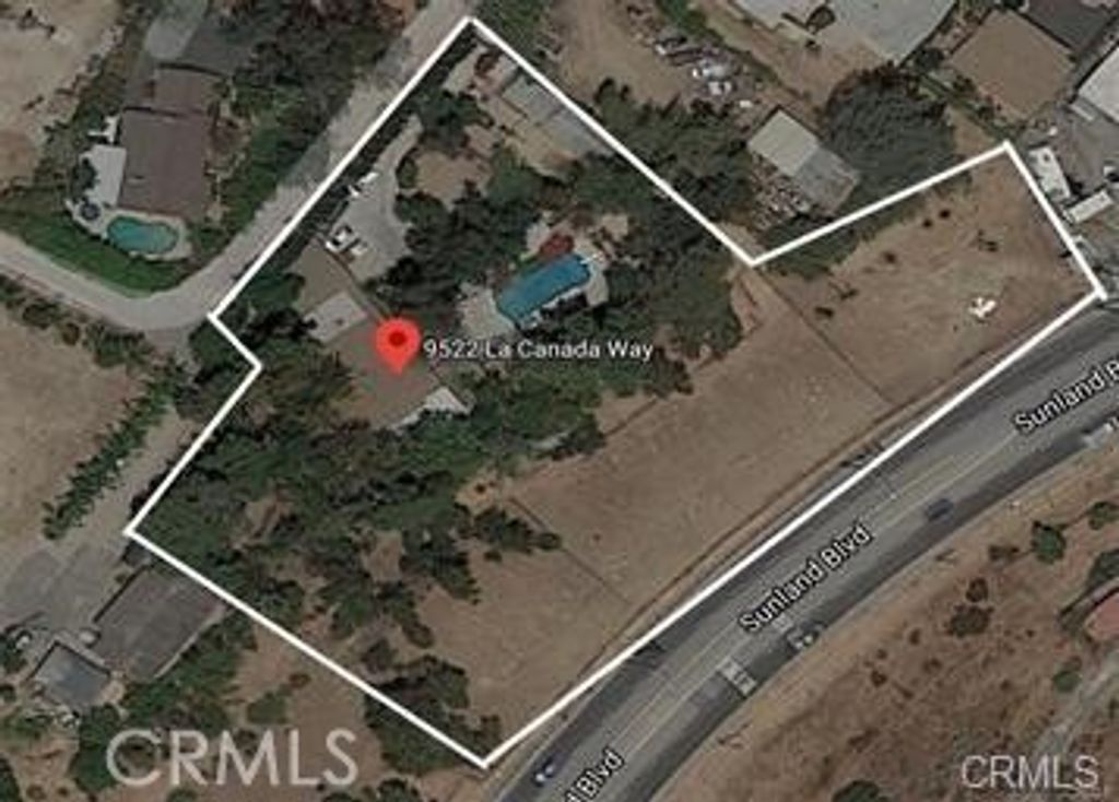 Image 25 of property listing at 9522 La Canada, Sunland, CA 91040