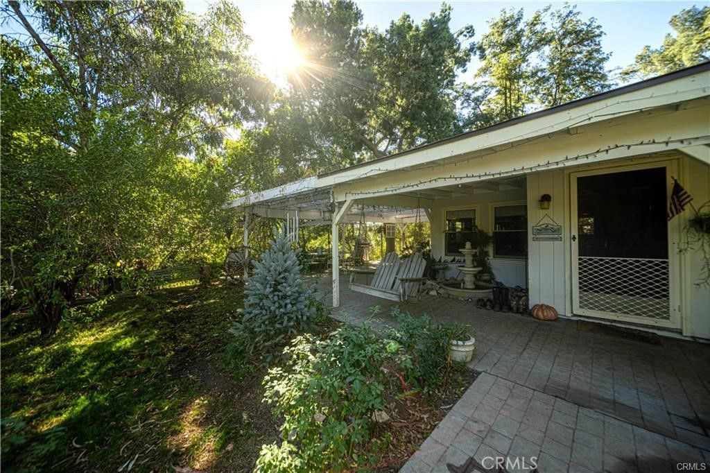 Image 3 of property listing at 9522 La Canada, Sunland, CA 91040