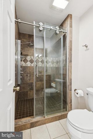 2926 FORT LEE ST, Herndon, VA 20171