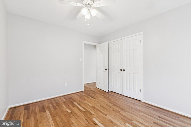 2926 FORT LEE ST, Herndon, VA 20171