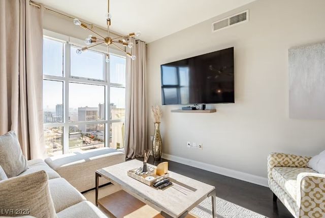 150 Las Vegas Boulevard 2505, Las Vegas, NV 89101