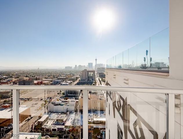 150 Las Vegas Boulevard 2505, Las Vegas, NV 89101