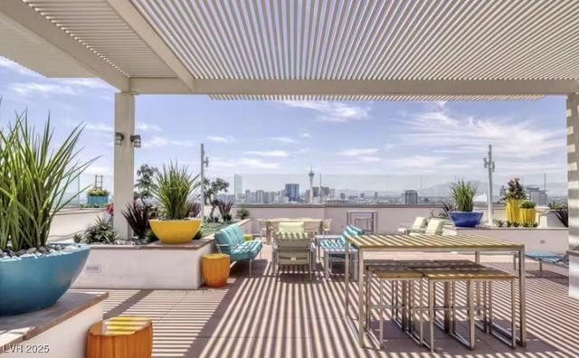 150 Las Vegas Boulevard 2505, Las Vegas, NV 89101