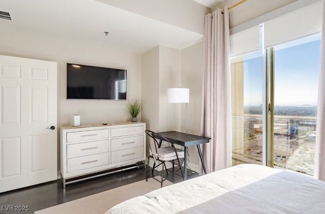 150 Las Vegas Boulevard 2505, Las Vegas, NV 89101