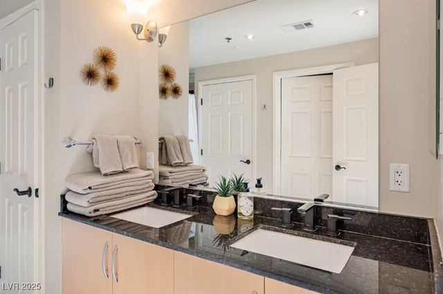 150 Las Vegas Boulevard 2505, Las Vegas, NV 89101