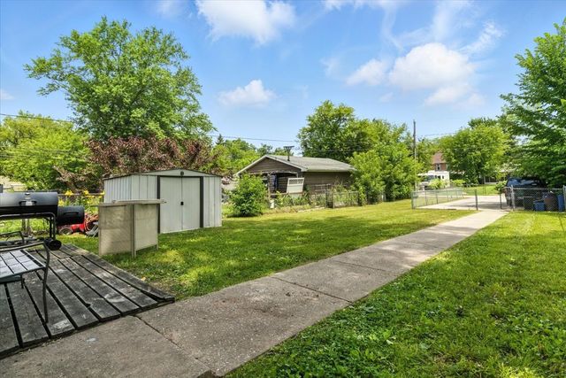 3221 Gideon Avenue, Zion, IL 60099