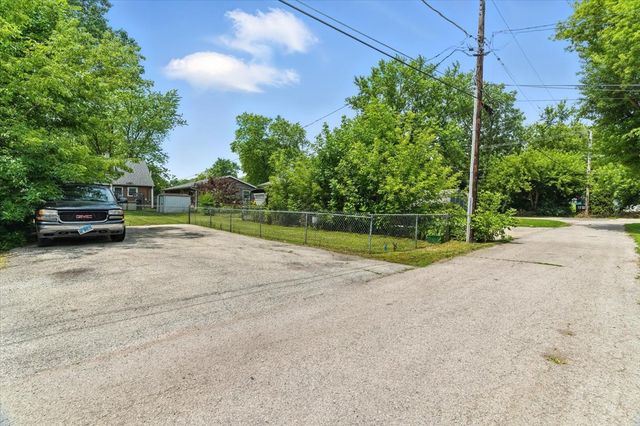3221 Gideon Avenue, Zion, IL 60099