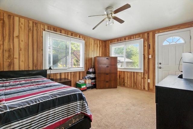 3221 Gideon Avenue, Zion, IL 60099
