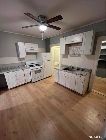 1905 Broad Street, Hartford, CT 06114