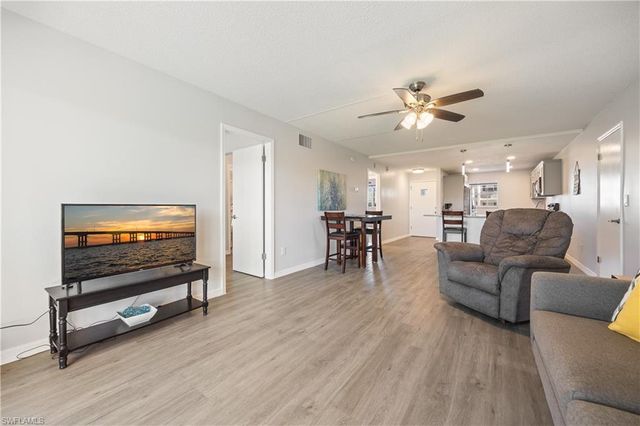 8761 Lueck LN 3, Fort Myers, FL 33919