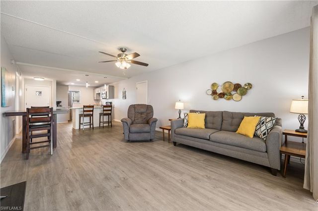 8761 Lueck LN 3, Fort Myers, FL 33919