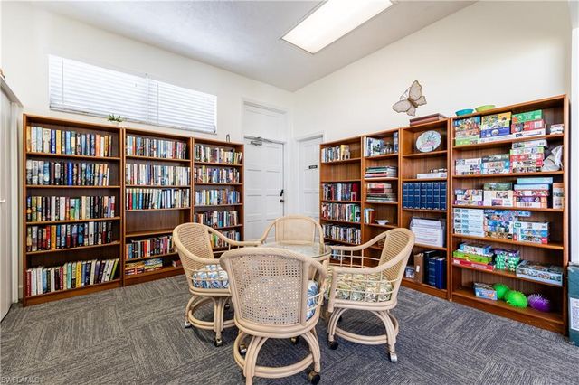 8761 Lueck LN 3, Fort Myers, FL 33919