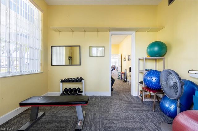 8761 Lueck LN 3, Fort Myers, FL 33919