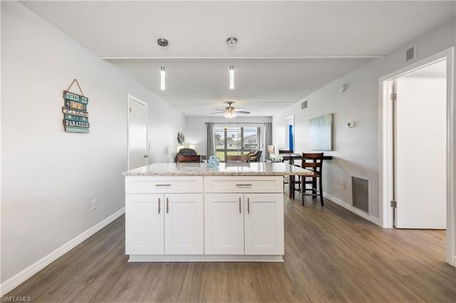 8761 Lueck LN 3, Fort Myers, FL 33919