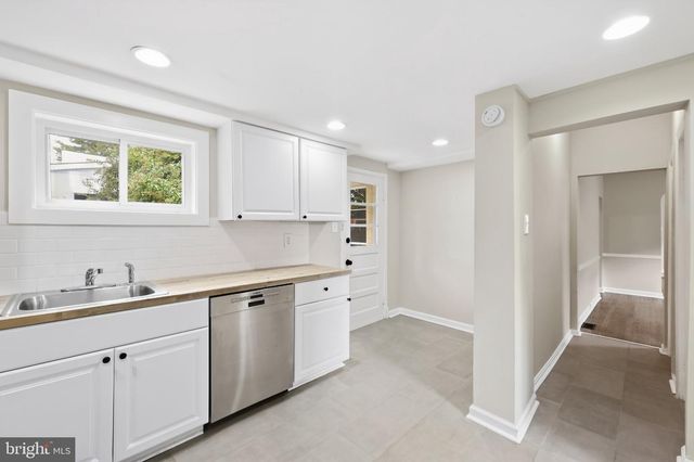 2913 ROSALIE AVE, Parkville, MD 21234