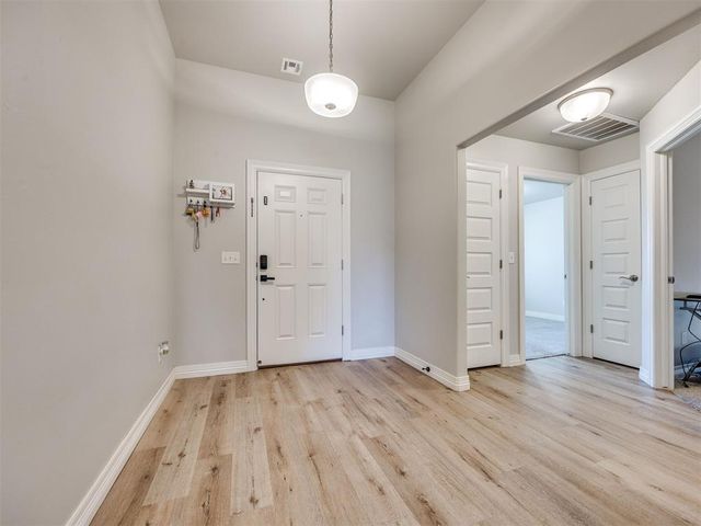 11112 SW 36th Street, Yukon, OK 73099