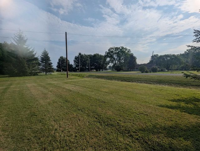 910 N Court Street, Au Gres, MI 48703