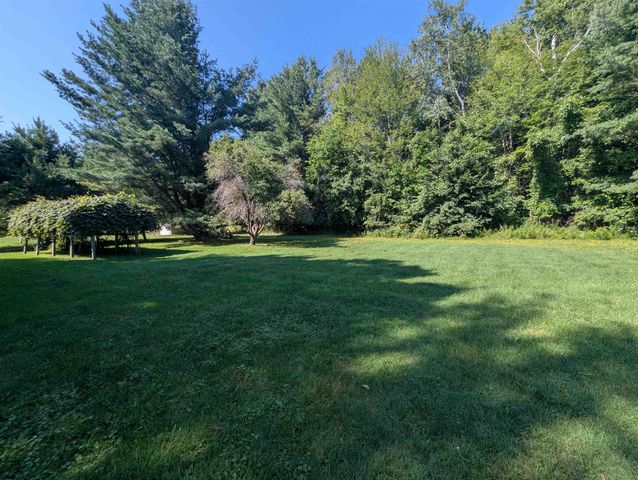 910 N Court Street, Au Gres, MI 48703