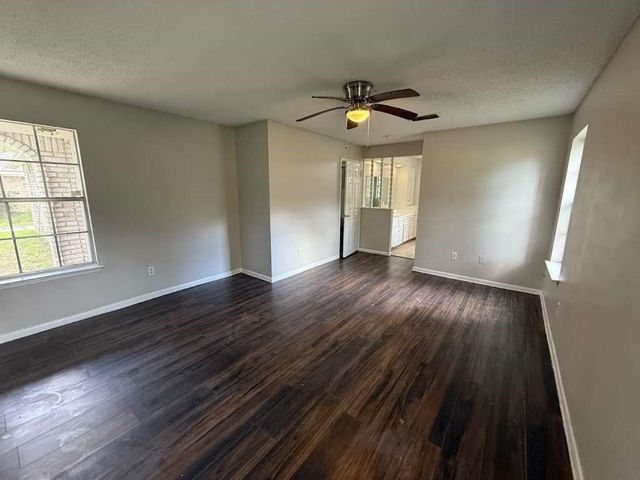 2006 Round Spring Drive, Houston, TX 77339