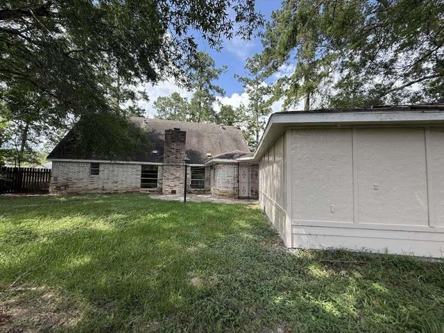 2006 Round Spring Drive, Houston, TX 77339