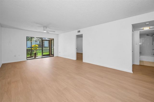 107 MARY DRIVE 107, Oldsmar, FL 34677