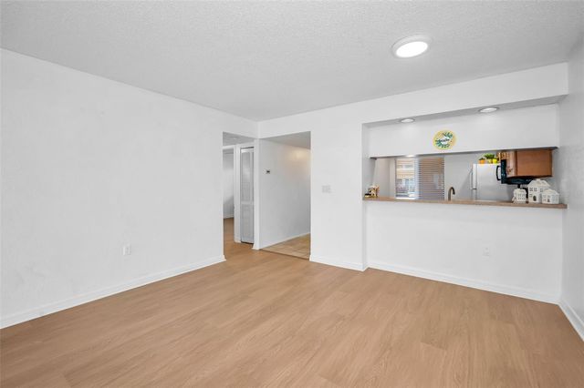 107 MARY DRIVE 107, Oldsmar, FL 34677