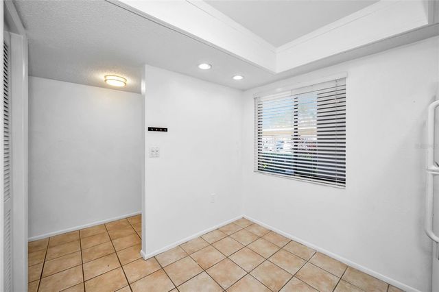 107 MARY DRIVE 107, Oldsmar, FL 34677