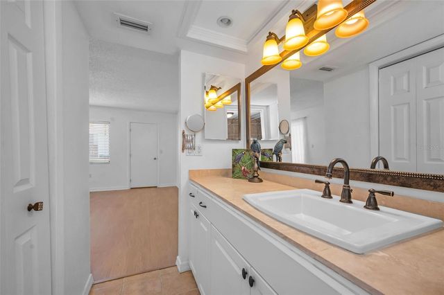 107 MARY DRIVE 107, Oldsmar, FL 34677