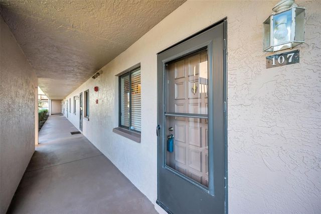 107 MARY DRIVE 107, Oldsmar, FL 34677