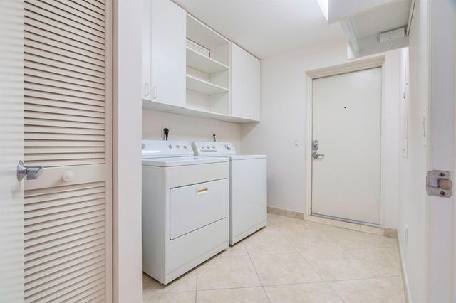 2051 SE 3rd Street 307, Deerfield Beach, FL 33441