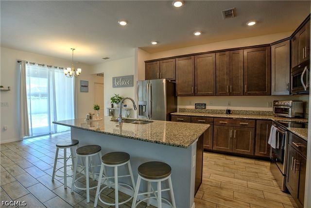 2118 SW 25th TER, Cape Coral, FL 33914