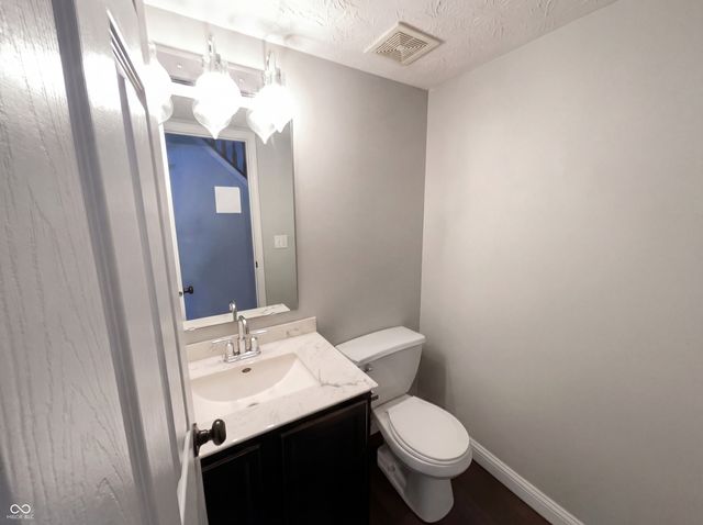 5259 Baysdon Circle, Indianapolis, IN 46235