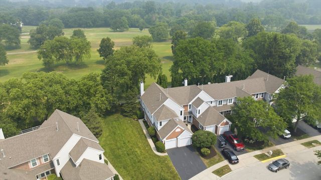 150 Inverness Court 2, Elk Grove Village, IL 60007