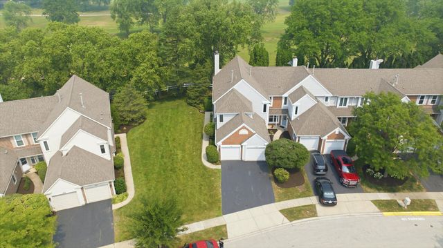 150 Inverness Court 2, Elk Grove Village, IL 60007