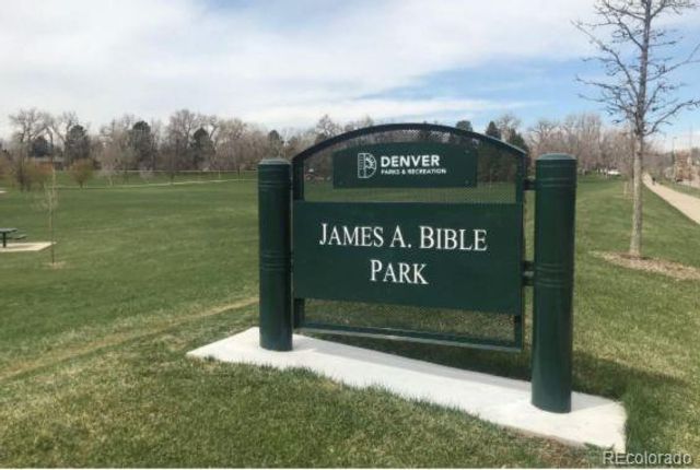 2575 S SYRACUSE Way 101, Denver, CO 80231