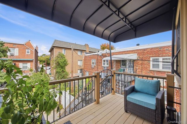 20-10 Hazen Street, East Elmhurst, NY 11370