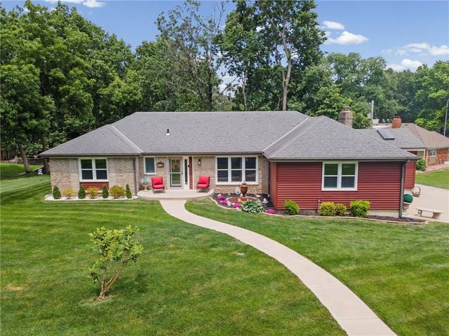 12108 OAK RIDGE Road, Independence, MO 64052