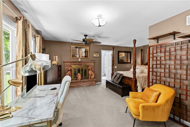 12108 OAK RIDGE Road, Independence, MO 64052