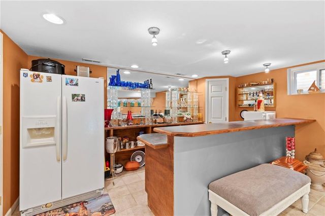 12108 OAK RIDGE Road, Independence, MO 64052