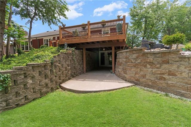 12108 OAK RIDGE Road, Independence, MO 64052