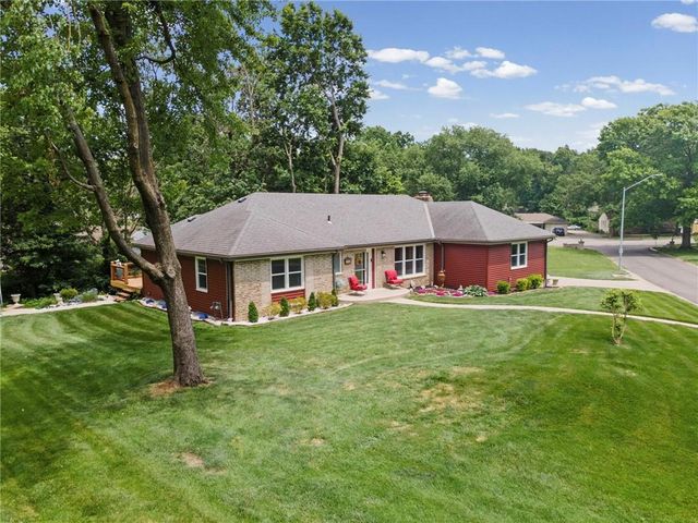 12108 OAK RIDGE Road, Independence, MO 64052