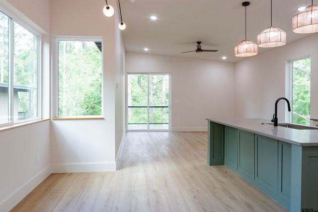 2521 S Vine Ave, Tyler, TX 75701