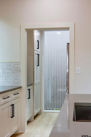 2521 S Vine Ave, Tyler, TX 75701