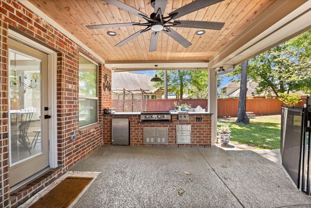 22703 Adrift Row Lane, Porter, TX 77365