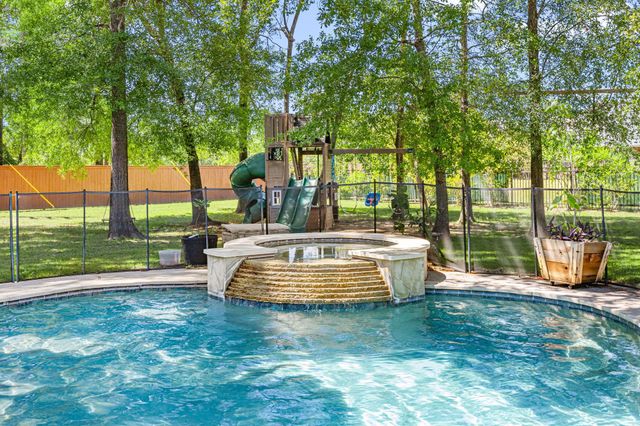 22703 Adrift Row Lane, Porter, TX 77365