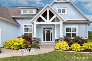 6129 W Bay Court, Hudsonville, MI 49426