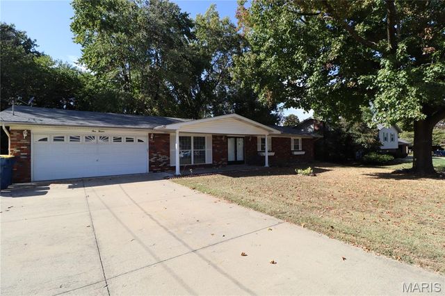 313 Louise Drive, Collinsville, IL 62234