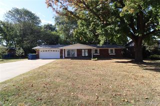 313 Louise Drive, Collinsville, IL 62234