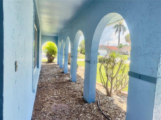6004 10TH AVE W, Bradenton, FL 34209